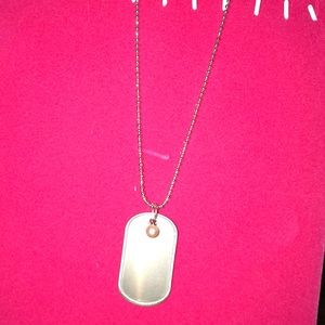 Vantel Pearls dog tag necklace with pearl